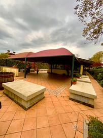 Gazebo elegante da esterno 