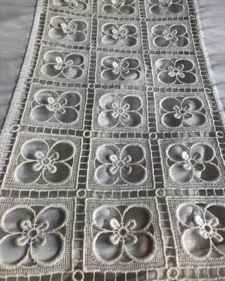 Antico pizzo Macrame’ anni 50