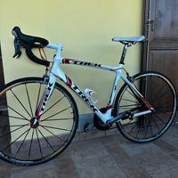 Bici da corsa Trek in carbonio