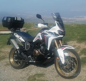 HONDA AFRICA TWIN CRF1000L DEL 2018 (40.000KM)