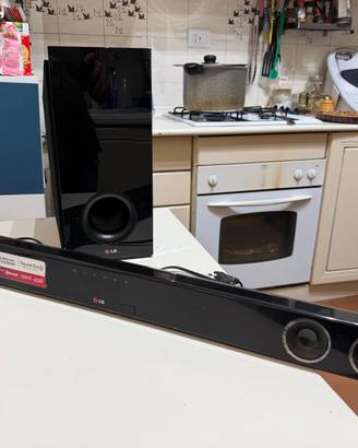 Soundbar LG 2+1 con sub 300 watt nuovissima
