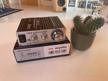 Aplificatorino Lepy LP-V3S con alimentatore