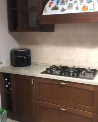 CUCINA MARRONE