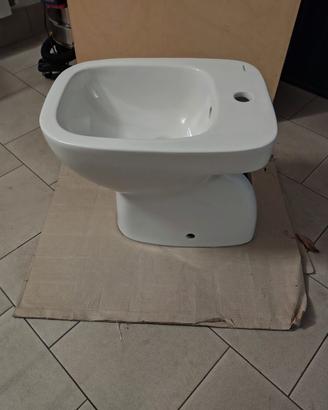 Sanitario bagno ( Bidet )