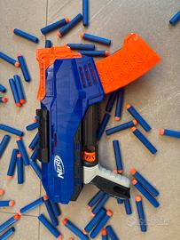 Hasbro Nerf Elite Rukkus ICS-8 + 20 dardi Nerf
