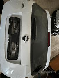 Portellone bagagliaio opel karl rocks