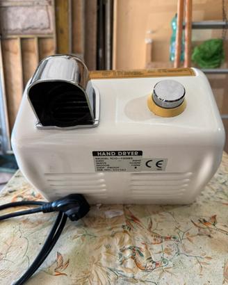 Asciugamani elettrici
