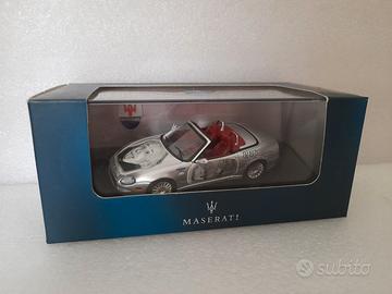 MASERATI SPYDER CAMBIOCORSA 2002 A.EINSTEIN 1-43