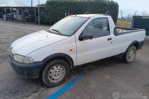 Fiat Strada 1.9 D leggere