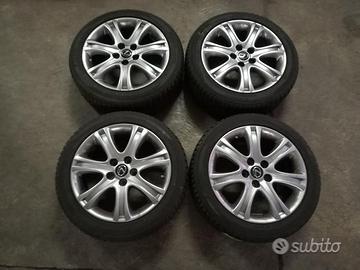 A210 - Pneumatici 225/45 R17 + cerchi LEXUS