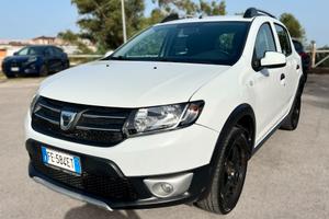 DACIA STEPWAY 0.9 TCe TurboGPL - 2016