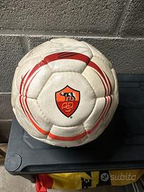 Pallone As Roma autografato