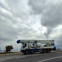 Piattaforma aerea autocarrata 50mt