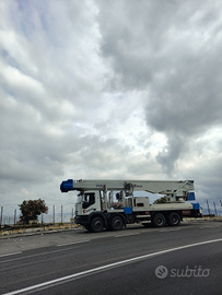 Piattaforma aerea autocarrata 50mt