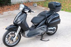 Beverly 500 anno 2003 disponibile fino al 10 marzo