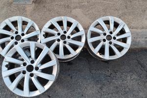 cerchi Alfa Romeo da 16  7j x16H2 - 41 T6