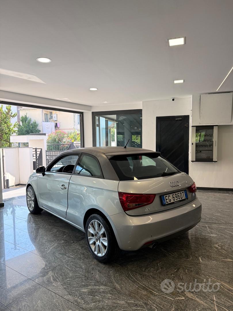Audi A1 2011 photo 2