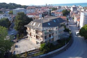 Appartamento signorile in Piazza Dante