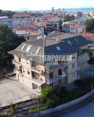 Appartamento signorile in Piazza Dante