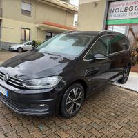 Volkswagen Touran 2.0 TDI 150 CV SCR DSG Executive