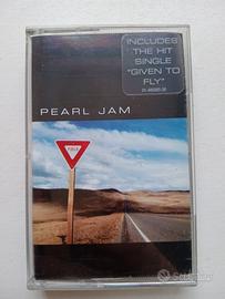 cassetta pearl jam