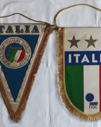 2 Gagliardetti nazionale italiana calcio anni 90