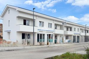 VILLA A SCHIERA A SANTARCANGELO DI ROMAGNA