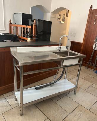 LAVANDINO VEVOR CON TAVOLO IN ACCIAIO INOX