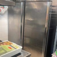 Frigoriferi anta per ristorante