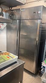 Frigoriferi anta per ristorante