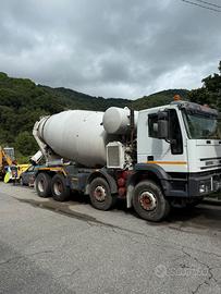 Autobetoniera iveco 410E38