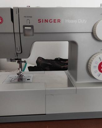 macchina da cucire Singer 4423