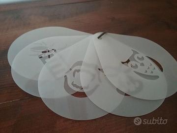 Cinque mascherine per stencil
