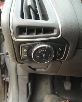 Interruttore fari FORD FOCUS del 2013