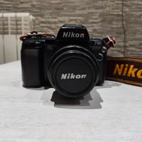 Nikon F90 + obiettivo Nikkor AF 35-70mm
