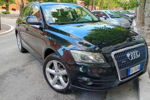 AUDI Q5 2.0 QUATTRO 