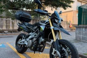 aprilia dorsoduro750