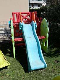 Feber casetta nel bosco