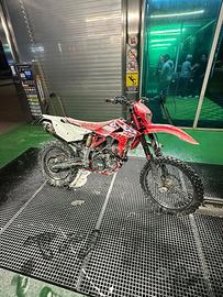 ! beta rr 450ccCon alcune cosette 😚