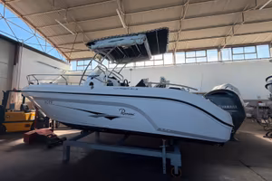 Ranieri vojager 21 s con Yamaha F200 elett 339 ore