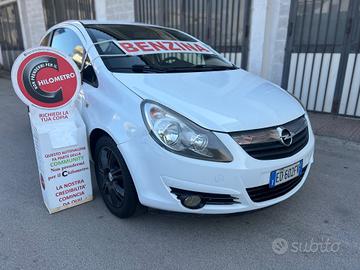 Opel corsa 1.2 Benzina 2011