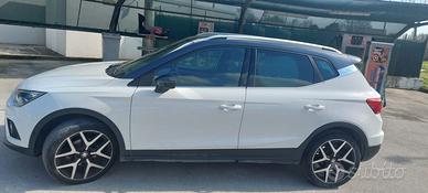 Seat Arona Metano