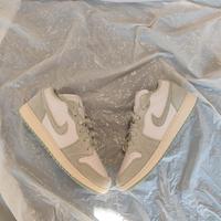 Jordan 1 LOW SE 