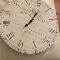Orologio da parete bianco