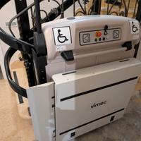 Servoscala con piattaforma