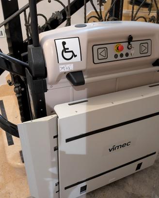 Servoscala con piattaforma