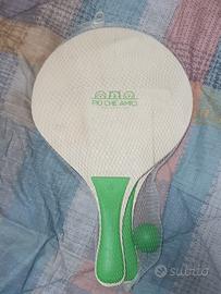 racchette in legno per tennis da spiaggia