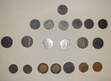 Lotto 21 monete con 50 lire 1956 e commemorative