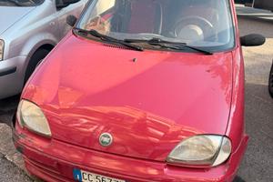 FIAT 600