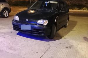 auto 600 fiat del 2004